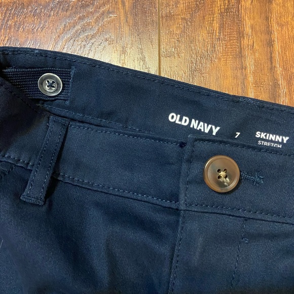 Old Navy School Uniform Skinny Chino 2-Pack - Picture 4 of 4